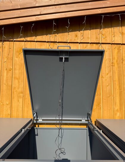 Metāla vienvietīga atkritumu konteinera nojume - Image 6